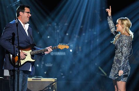 Carrie Underwood andVinceGill: Artisan Icons，Shining Outlaws in Grace